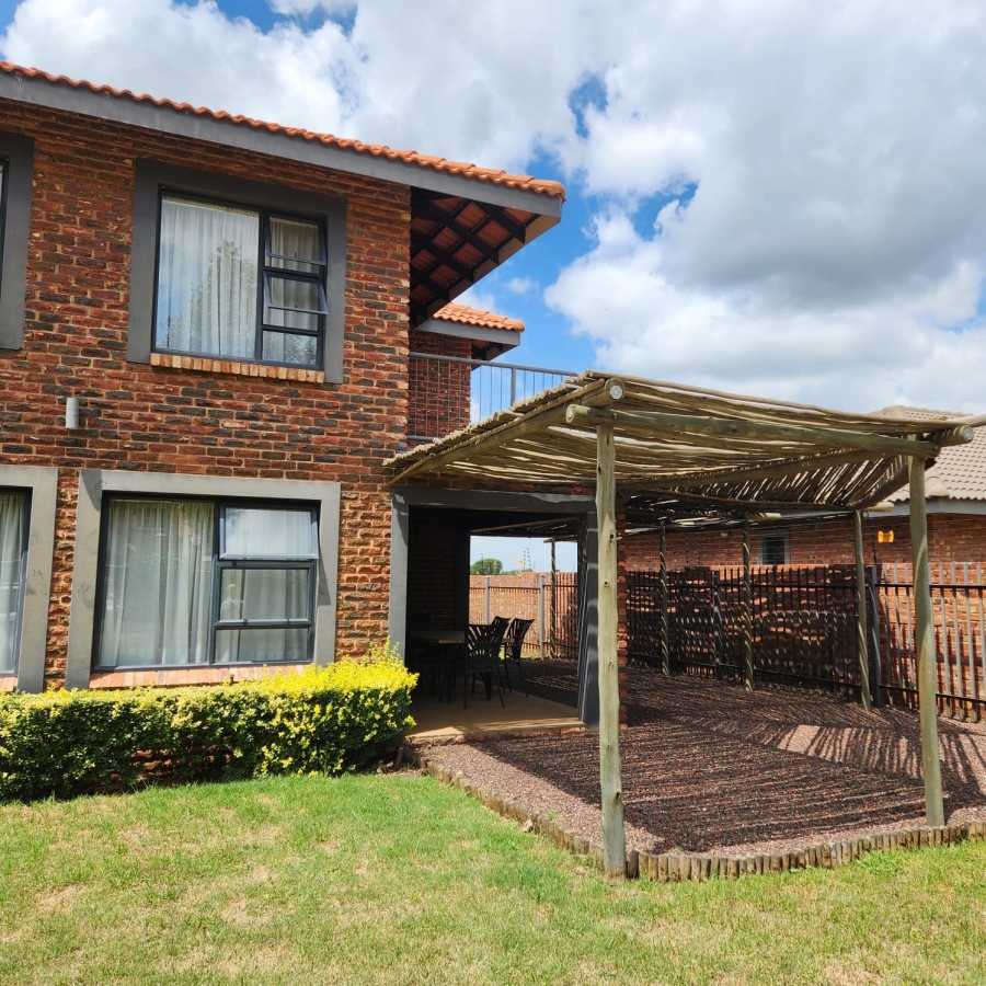 4 Bedroom Property for Sale in Potchefstroom Rural North West